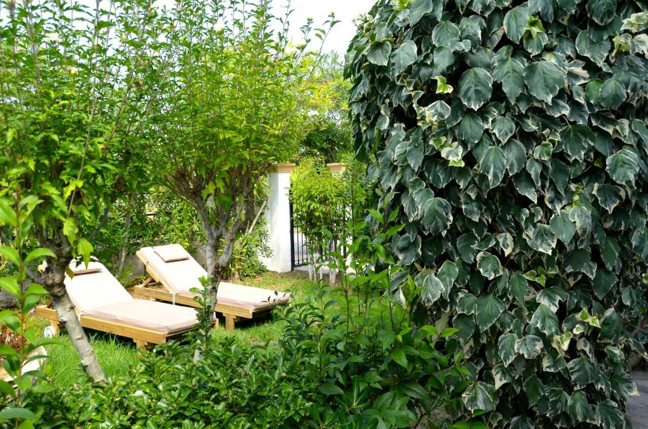 Appartamento Kostas' Garden Roda  Esterno foto